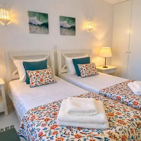 2 Bedroom With Pool In Monte Dourado, *