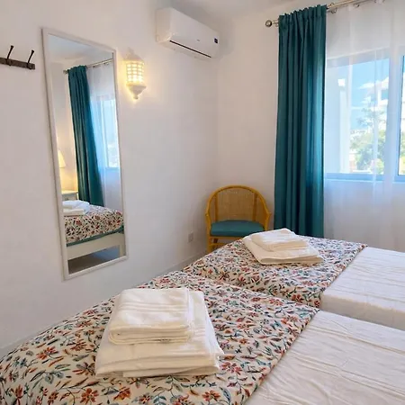 Appartement 2 Bedroom With Pool In Monte Dourado,